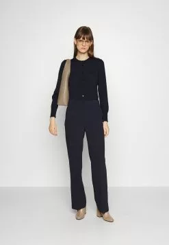 Front -[Merkevare] Salg 067d13020c334e5d9241434b9908b0c9