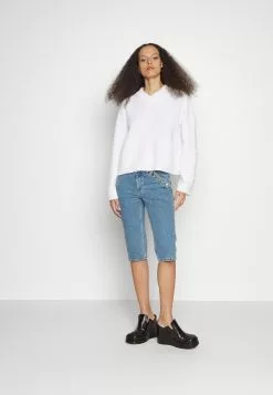 Filippa K Boxy V-Neck - Strikkegenser - White -[Merkevare] Salg 0af2a5cc7e3244519caba08d23a367bf