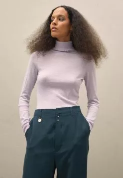 Filippa K Natalia - Strikkegenser - Pastel Lilac