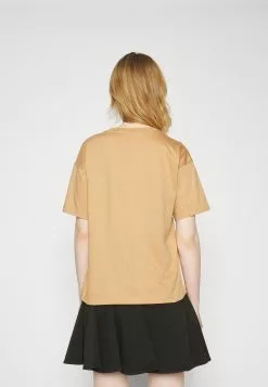 Filippa K Loose Fit Tee - T-Shirts - Sand Beige -[Merkevare] Salg 10a252298daf4bdb9b63f8363db7a5f9