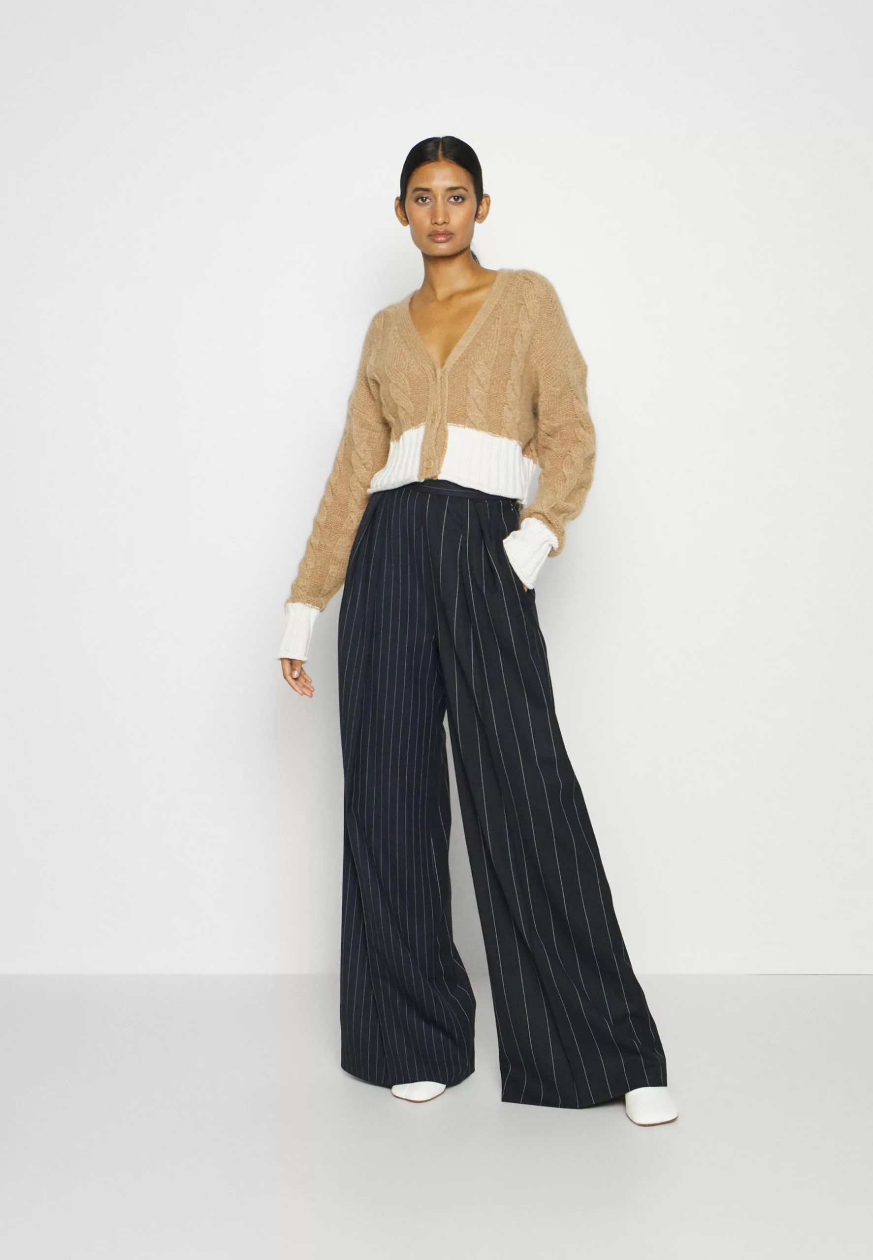 Filippa K Cardigan - Cardigan - Camel 7 Filippa K Cardigan - Cardigan - Camel - Bilde 5