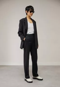 Front -[Merkevare] Salg 17e337734f2e44df96ca866c5f3a8b40