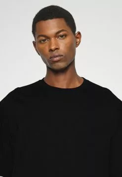 Filippa K Heavy Crewneck Tee - T-Shirts - Black -[Merkevare] Salg 1f09f295d5e240299ac0742ea73313fc