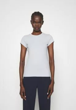Filippa K Tee - T-Shirts - Ice Blue -[Merkevare] Salg 23d40e4d34fe41f6a25021cd1ae8b257