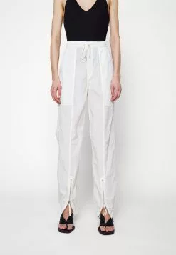 Filippa K Light Functional Trousers - Bukse - White Chalk -[Merkevare] Salg 29390924080d4d649bdd45cf4d0347a8