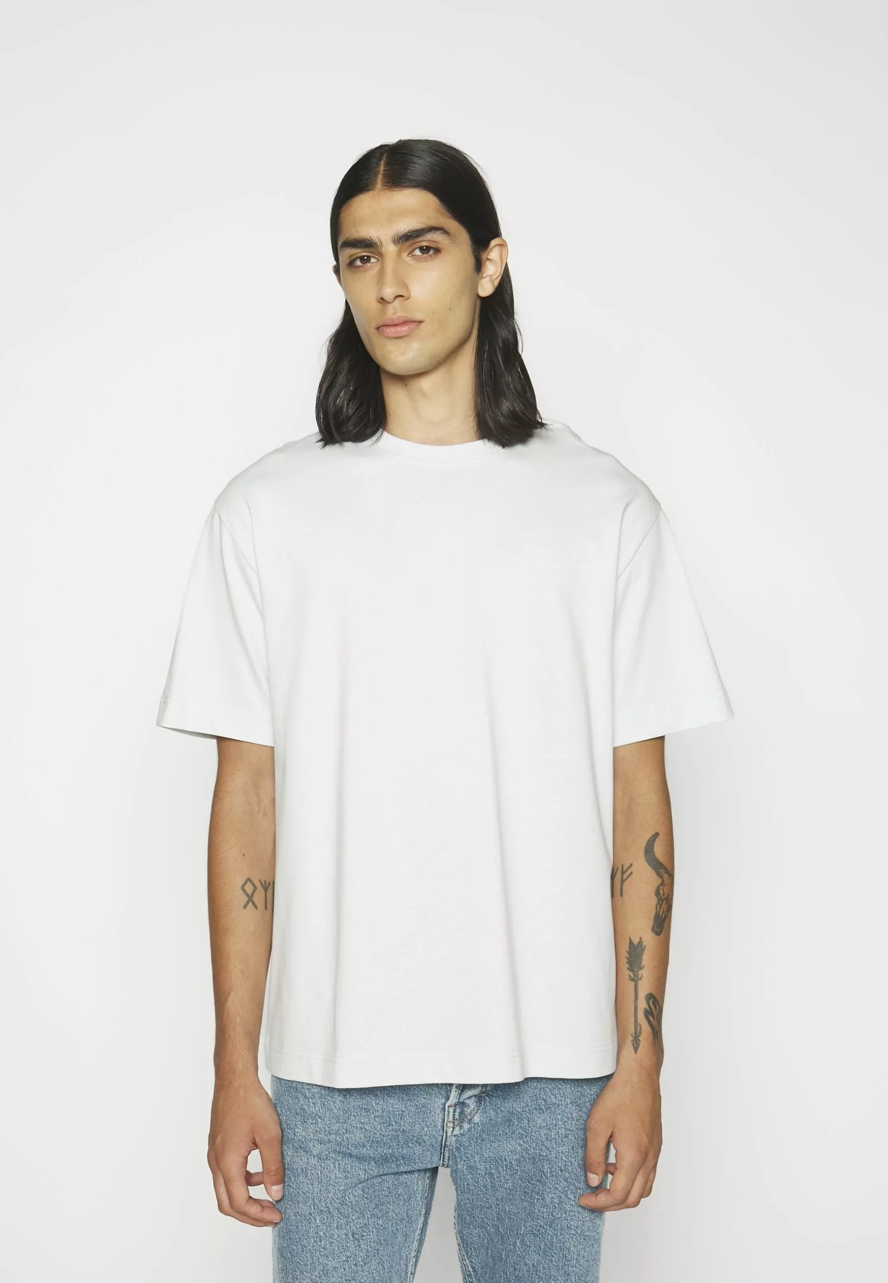 Filippa K Heavy Crewneck Tee - T-Shirts - Ice Blue 5 Filippa K Heavy Crewneck Tee - T-Shirts - Ice Blue - Bilde 3