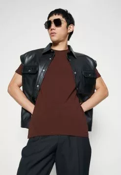 Filippa K Tee - T-Shirts - Brown -[Merkevare] Salg 4e44dee663c94d2f96b8f88662706d90