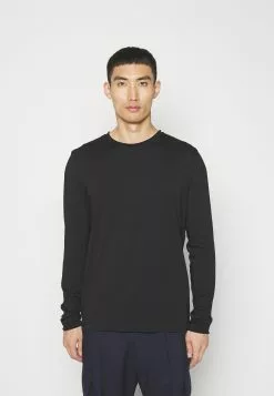 Filippa K Roll Neck - Topper Langermet - Black -[Merkevare] Salg 536a18af792f448e9743aa939d98eca9