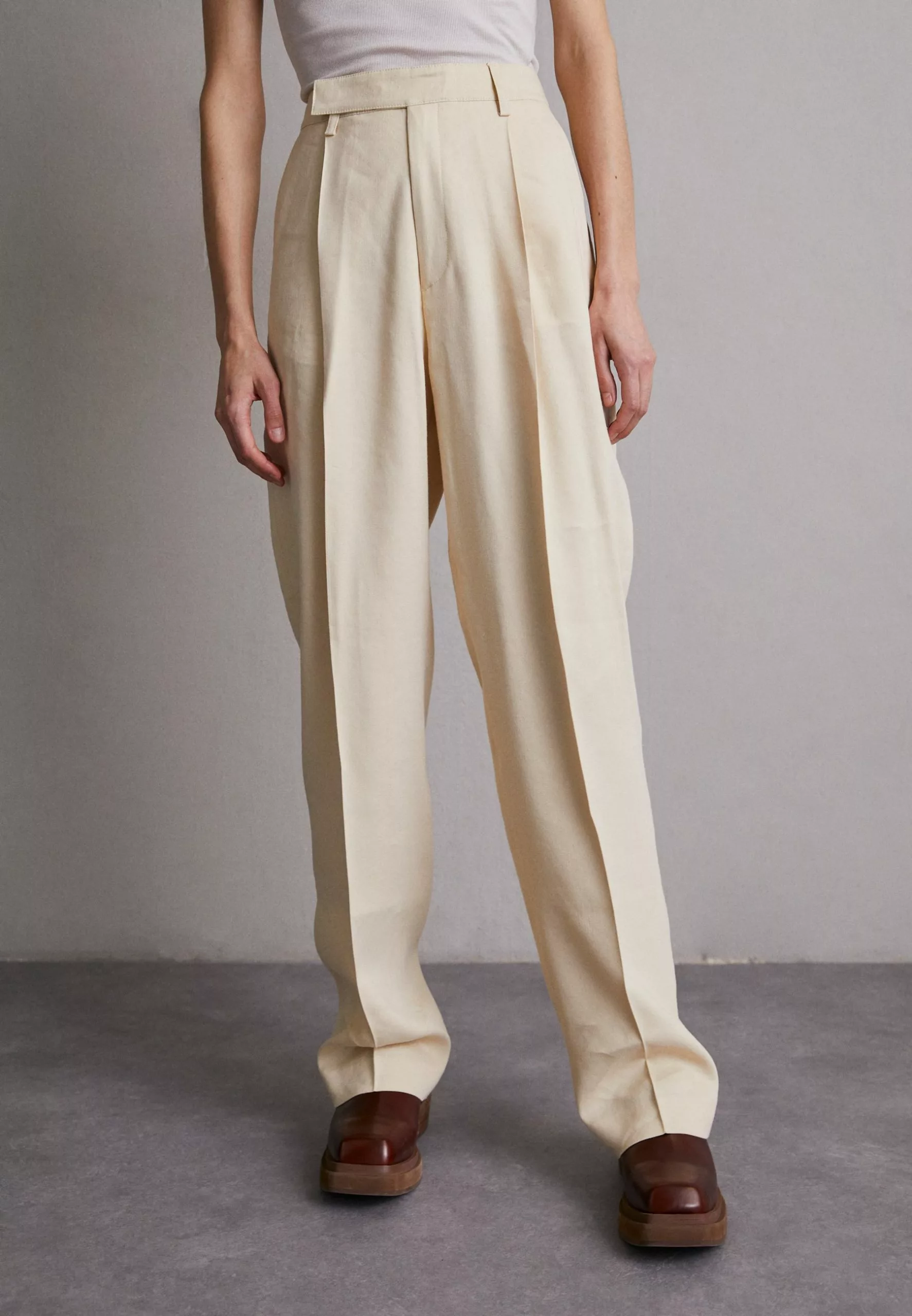 Filippa K Julie Trousers - Bukse - Dusty Beige 3 Filippa K Julie Trousers - Bukse - Dusty Beige