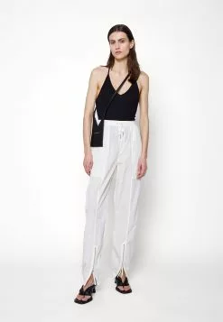 Filippa K Light Functional Trousers - Bukse - White Chalk -[Merkevare] Salg 6056324af89d49419ec85b3f77f2a142