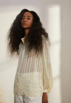 Filippa K Blouse - Skjorte - Butter