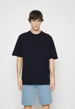 Filippa K Raglan Crewneck Tee - T-Shirts - Nigh Sky