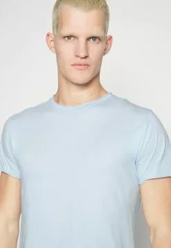 Filippa K Roll Neck Tee - T-Shirts - Light Blue -[Merkevare] Salg 7fe20358c4754952a339da98f103f75e