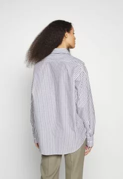 Filippa K Striped Shirt - Skjorte - Navy/White -[Merkevare] Salg 93b2d2ebdec941a8b23f7866534dffe2