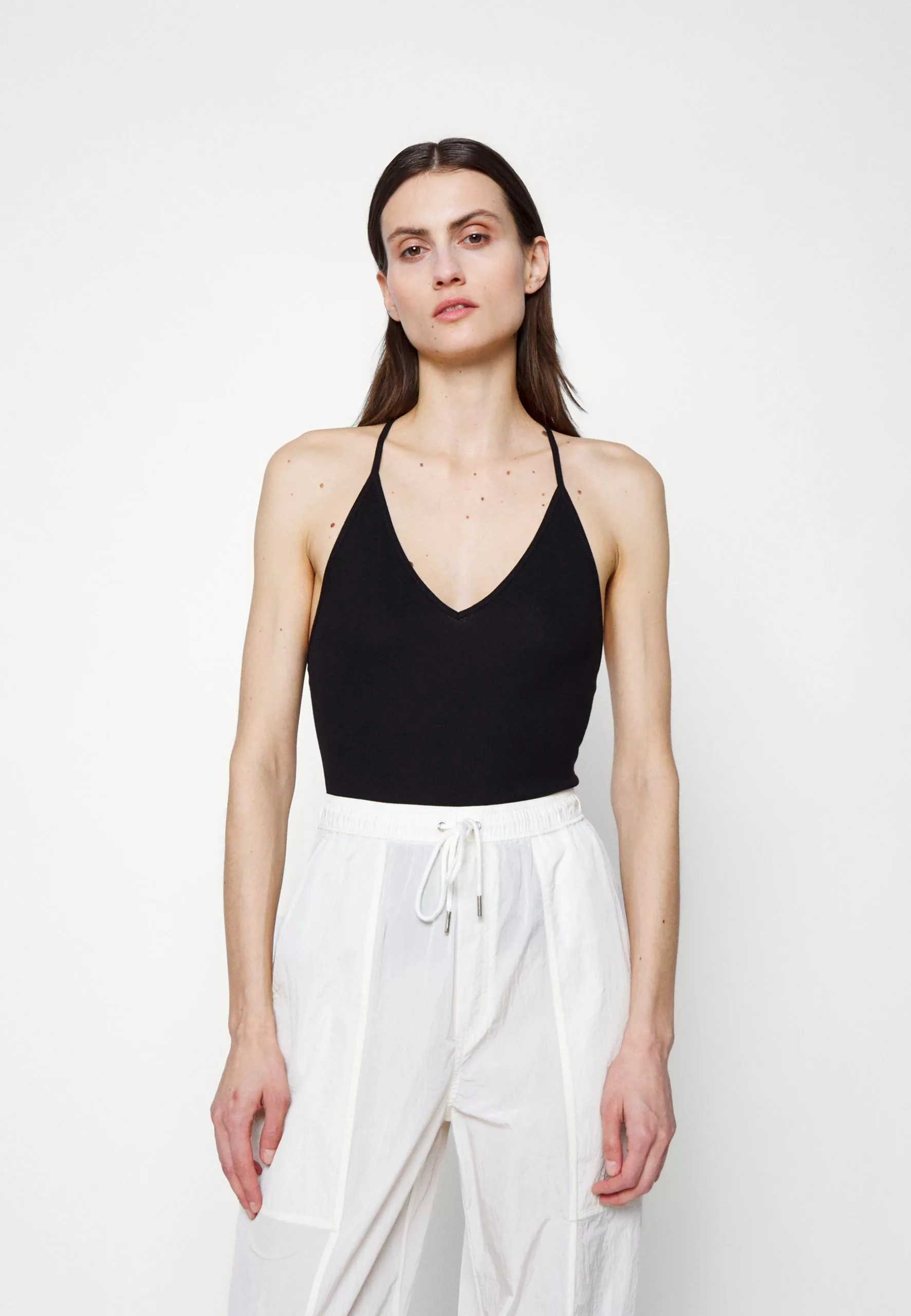 Filippa K Strap Tank - Topper - Black 4 Filippa K Strap Tank - Topper - Black - Bilde 3