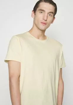 Filippa K Roll Neck - T-Shirts - White -[Merkevare] Salg a47b86b019f0420e8589f1e45041d293