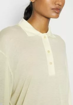 Filippa K Collar- Poloskjorter - Vanilla -[Merkevare] Salg a4d6f0bc7ac34d5ba645359ac6a86d7a