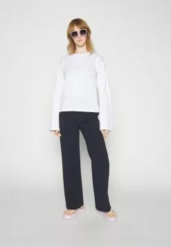 Filippa K Topper Langermet - White -[Merkevare] Salg a8008a0373ae4d52a5f0e077c95af570