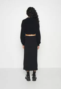 Filippa K Cropped - Strikkegenser - Black -[Merkevare] Salg ab3504f8eb1a4f6cb8394bd5c0e04d7a