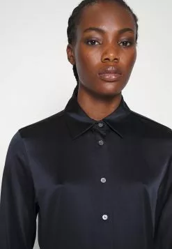 Filippa K Eira- Skjorte - Navy -[Merkevare] Salg b417fbe317f34542a5b785a9ffcfc773