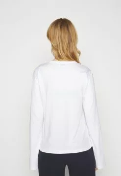 Filippa K Topper Langermet - White -[Merkevare] Salg b638fcb3f2784f749820a401eb952fed