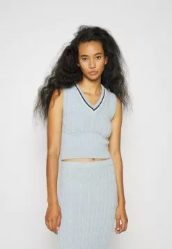 Filippa K Vest - Strikkegenser - Ice Blue -[Merkevare] Salg b8eec5bc9b684e618c40fe5cf29e4aa3