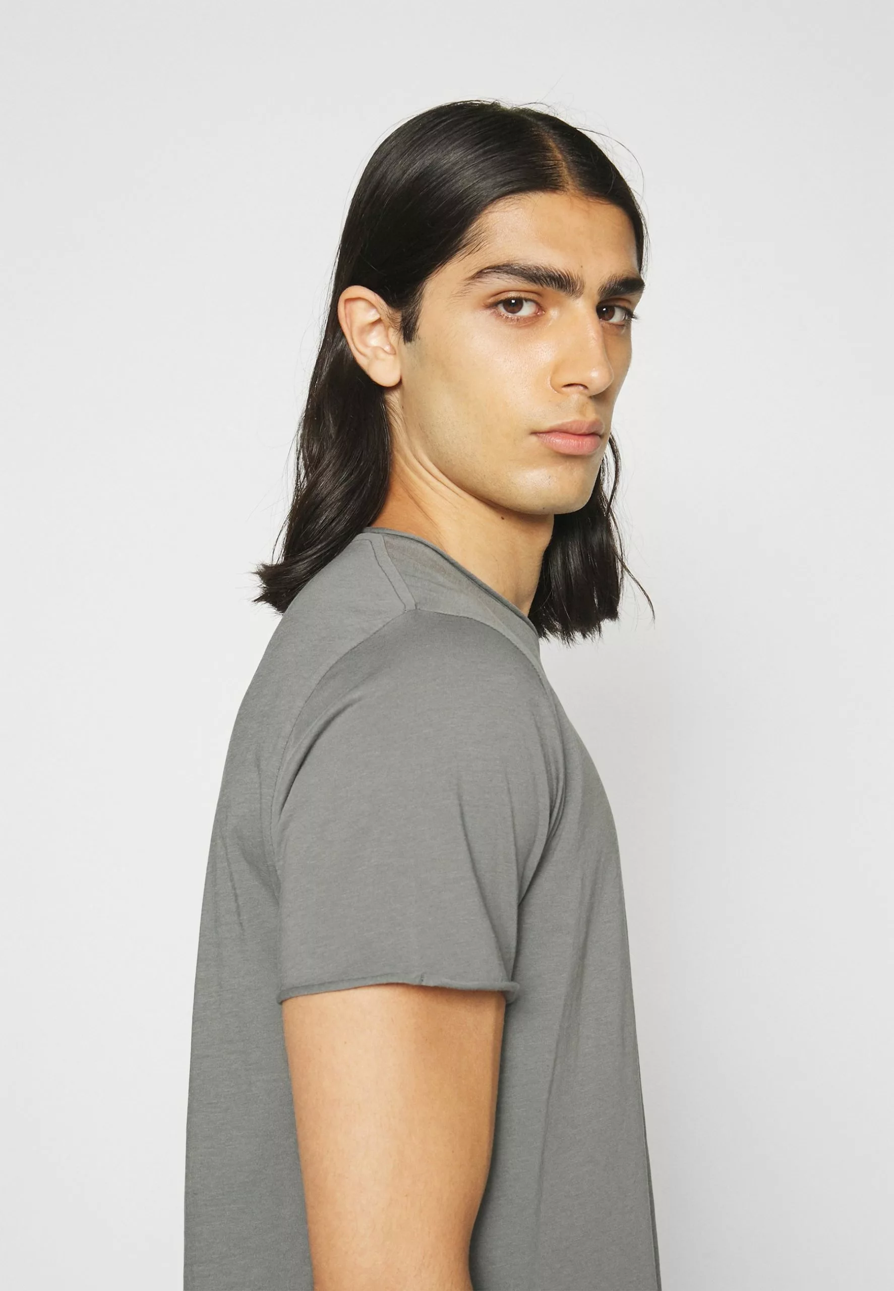 Filippa K Roll Neck - T-Shirts - Smoke Gree 8 Filippa K Roll Neck - T-Shirts - Smoke Gree - Bilde 6