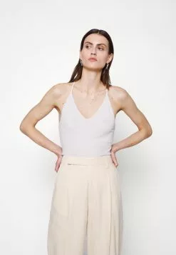 Filippa K Strap Tank - Topper - Dune -[Merkevare] Salg ca8fad4b735c478d83223606d6dedfa0