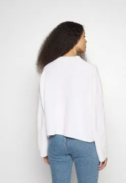 Filippa K Boxy V-Neck - Strikkegenser - White -[Merkevare] Salg cb3cf6349f0b4602bff4dcdd41ddd929