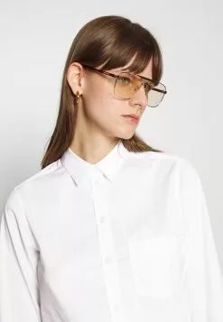 Filippa K ClassicShirt - Bluse - White -[Merkevare] Salg d57e28d5249b4bfcba4d9b8fe7a67e38