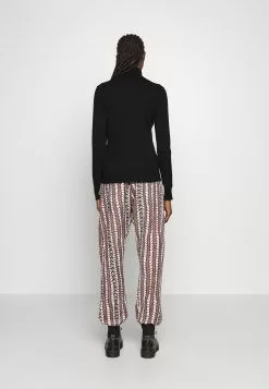 Filippa K Natalia - Strikkegenser - Black -[Merkevare] Salg d9045335e5004fd181d054722d07c197