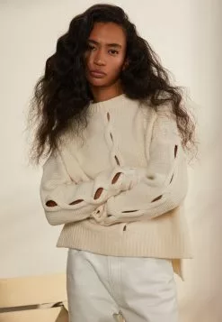 Filippa K Braided- Strikkegenser - Butter