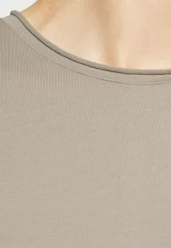 Filippa K Roll Neck - T-Shirts - Oyster Gre -[Merkevare] Salg fa4eeadbcd244f14910f2699fe0bcf1d